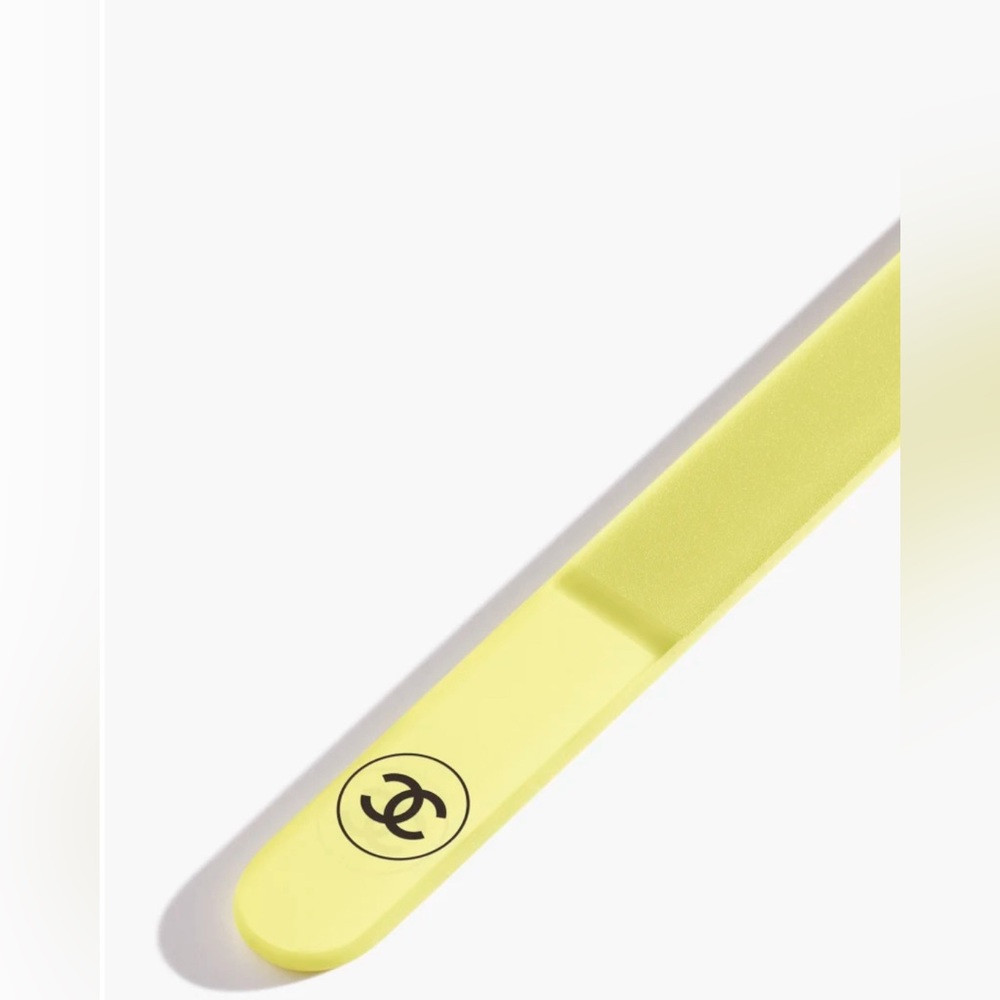 CHANEL LA LIME A ONGLES The Nail File 129 OVNI Limited Edition